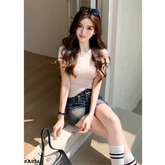1枚で着られる！カップ付きクロップドTシャツ 半袖 ストレッチ 美シルエット