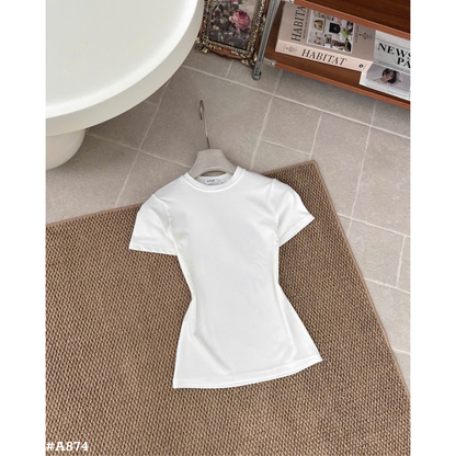 1枚で着られる！カップ付きクロップドTシャツ 半袖 ストレッチ 美シルエット
